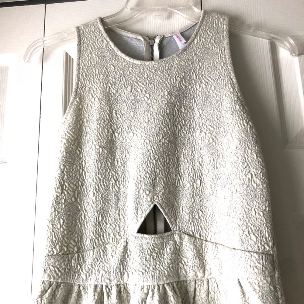 Mini Dress - Picture 2 of 4